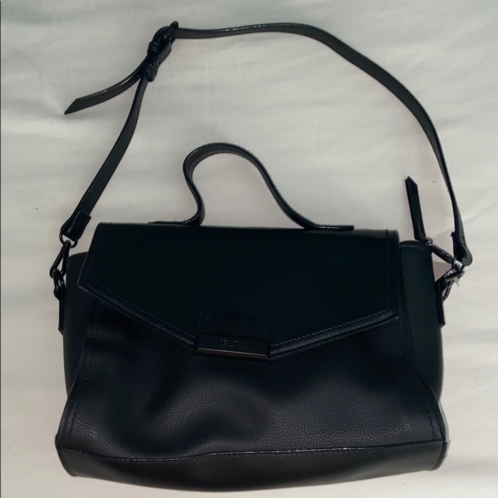 New Reaction Kenneth Cole Purse